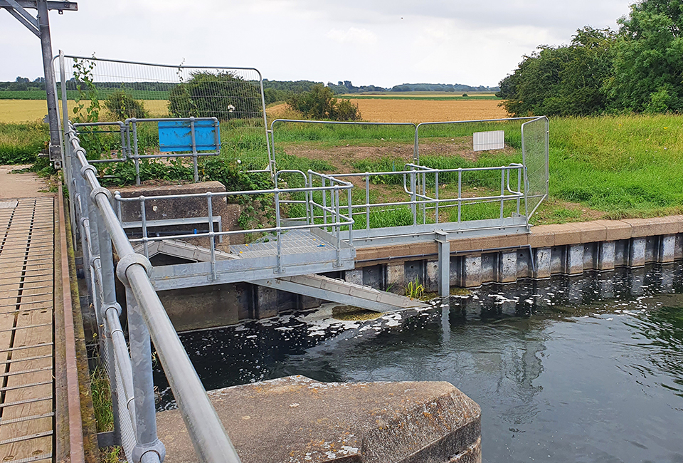Tophill Low fish pass