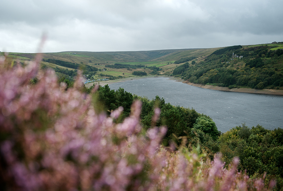 View across Scammonden Reservoir 